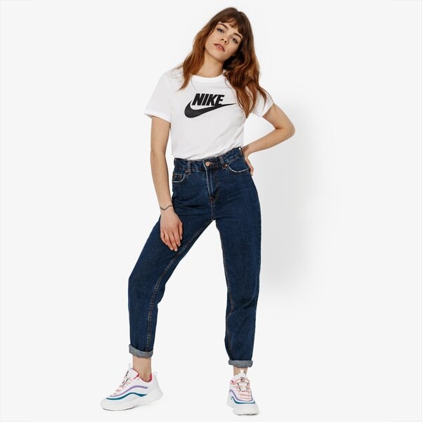 Дамска тениска NIKE ТЕНИСКА SPORTSWEAR ESSENTIAL SPORTSWEAR bv6169-100 цвят бял