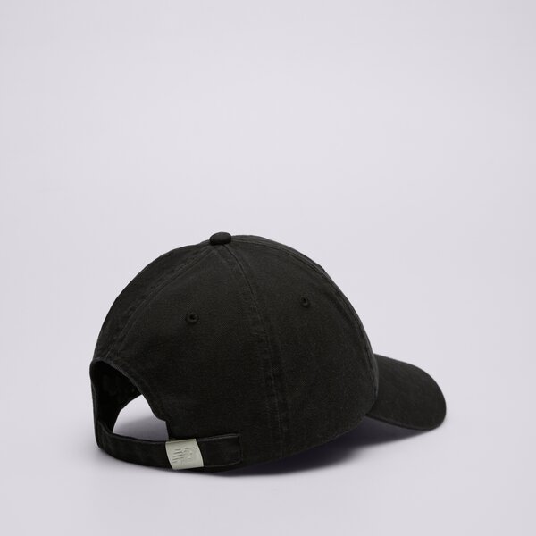 Дамска шапка с козирка NEW BALANCE ШАПКА 6 PANEL CLASSIC HAT V 2.0 lah51004bkk цвят черен