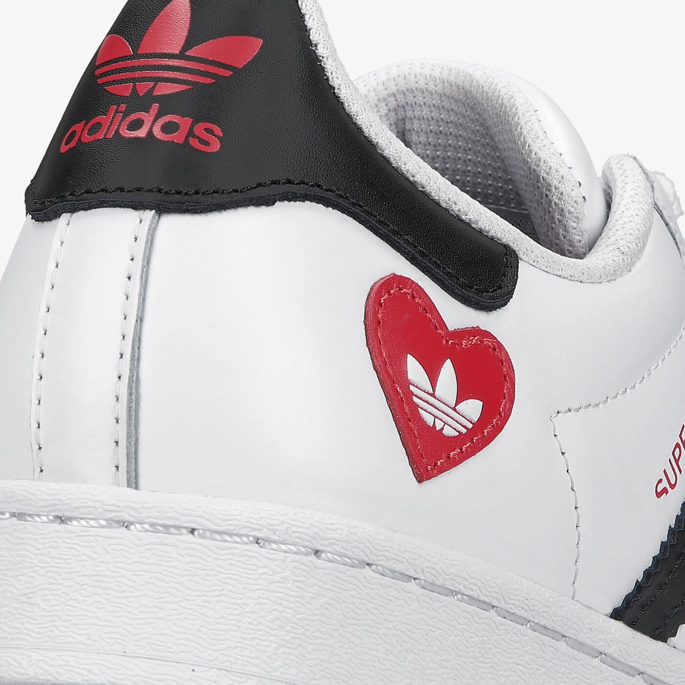 Дамски маратонки ADIDAS SUPERSTAR  fz1807 цвят бял