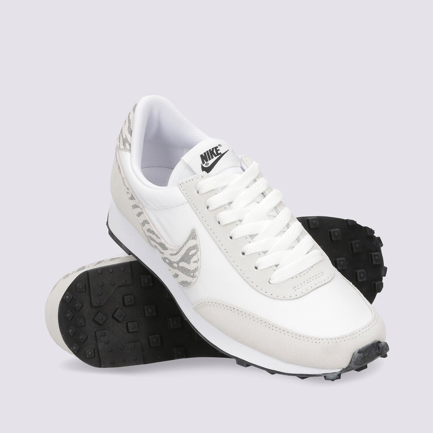 Дамски маратонки NIKE DBREAK SE dm3346-101 цвят бял