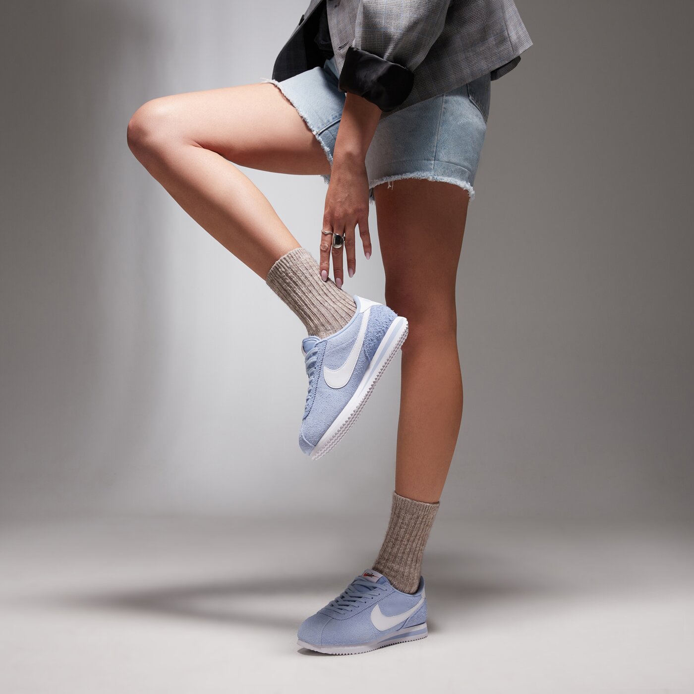 Дамски маратонки NIKE CORTEZ VINTAGE SUEDE fj2530-400 цвят син