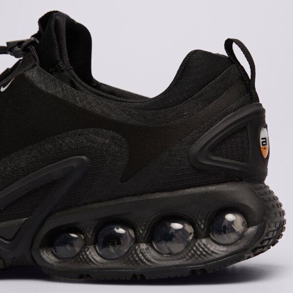 Мъжки маратонки NIKE AIR MAX DN ROAM hq8605-001 цвят черен