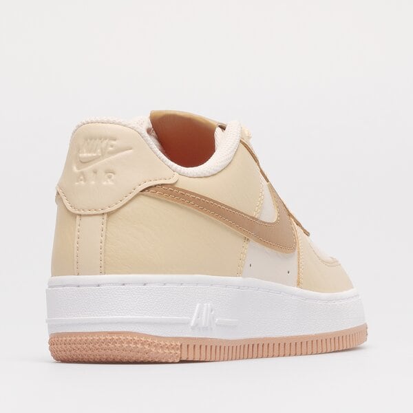 Детски маратонки NIKE AIR FORCE 1 LV8 1 dq5973-200 цвят бежов