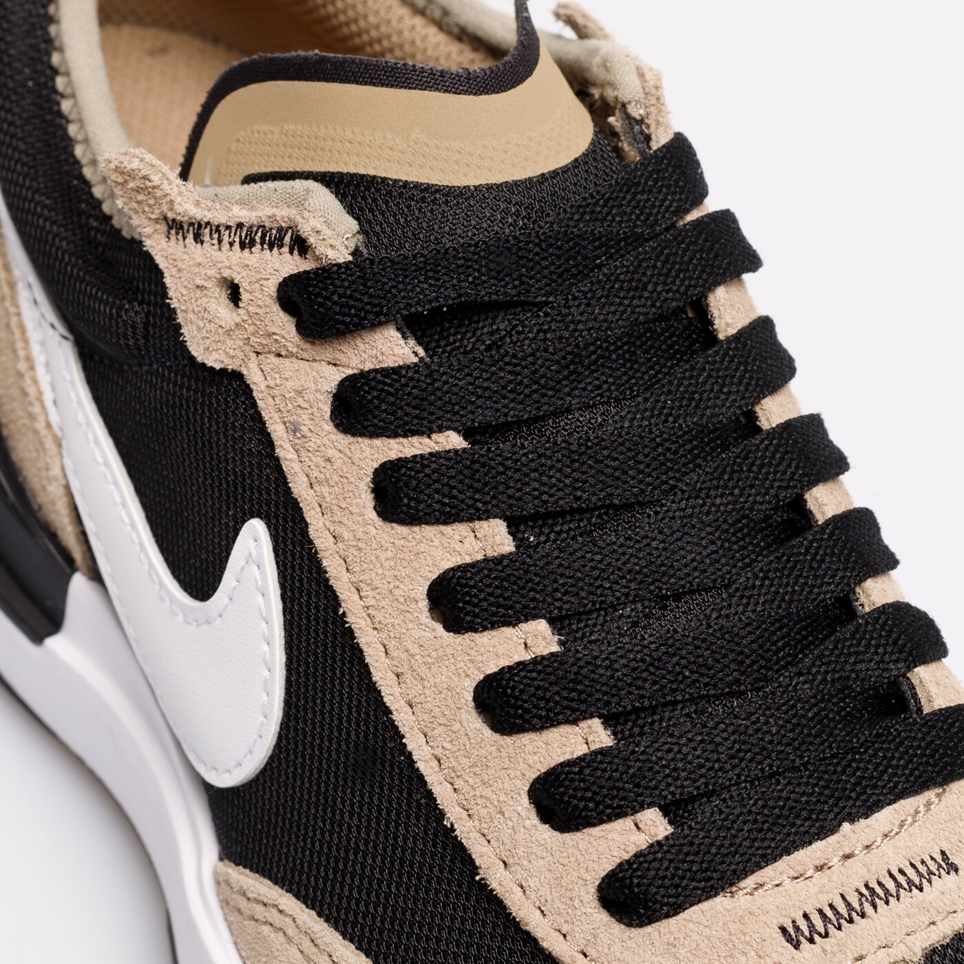 Детски маратонки NIKE WAFFLE ONE dc0481-007 цвят многоцветен