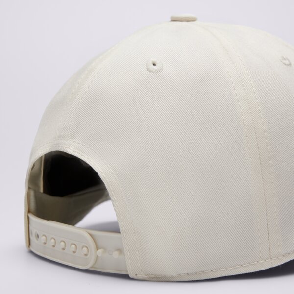 Дамска шапка с козирка NEW BALANCE ШАПКА ATHLETICS STRUCTURED HAT lah53004sst цвят бежов