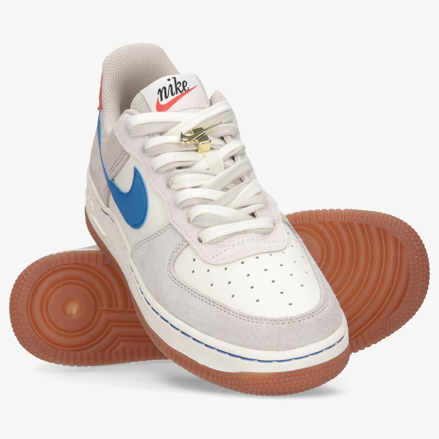 Дамски маратонки NIKE AIR FORCE 1 '07 SE da8302-100 цвят бежов