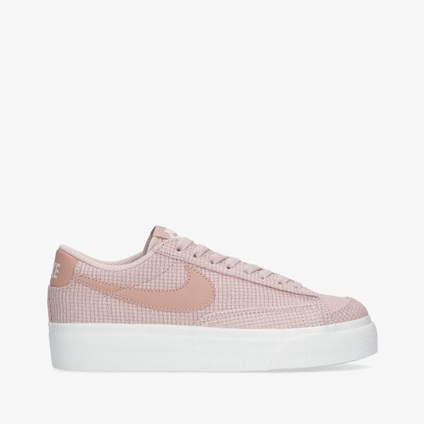 Дамски маратонки NIKE W BLAZER LOW PLATFORM ESS  dn0744-600 цвят розов