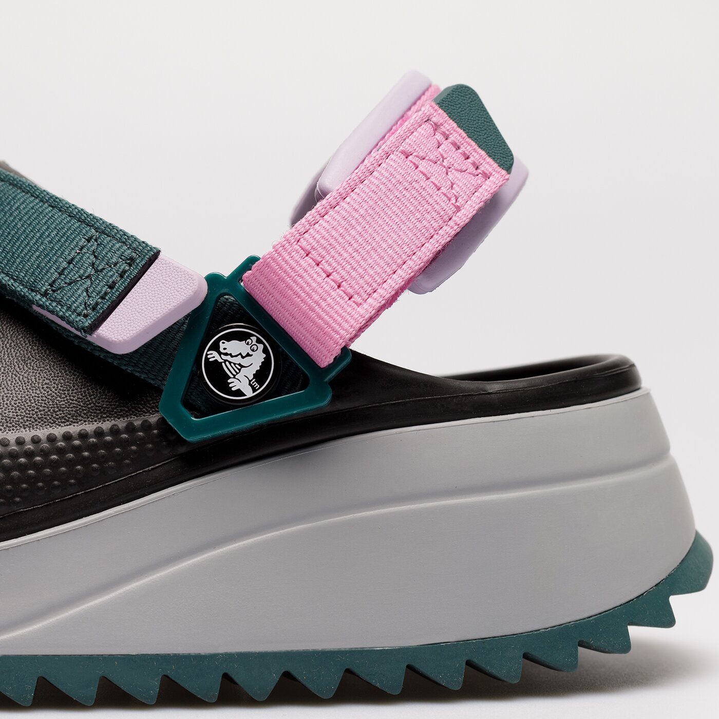 Дамски чехли и сандали CROCS CLASSIC HIKER 206772-988 цвят черен