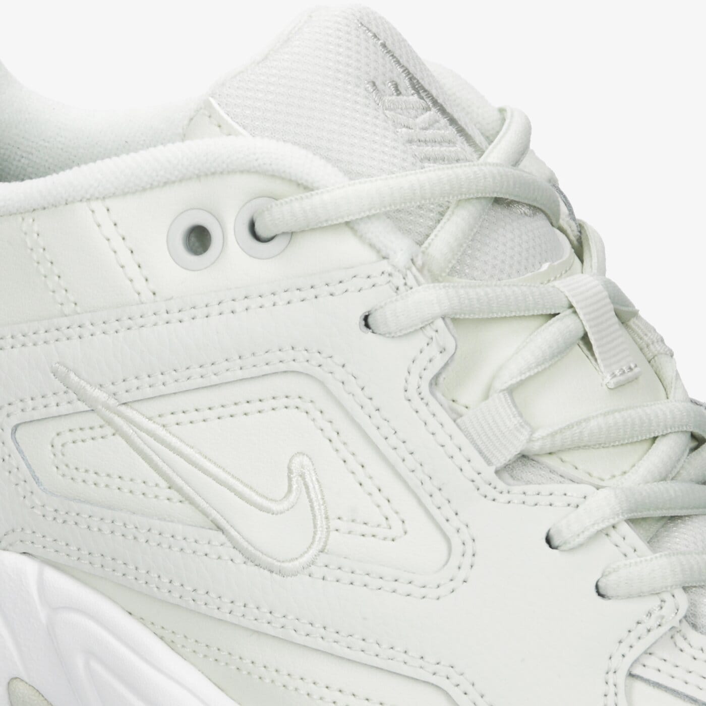 Дамски маратонки NIKE W M2K TEKNO  ao3108-010 цвят бежов