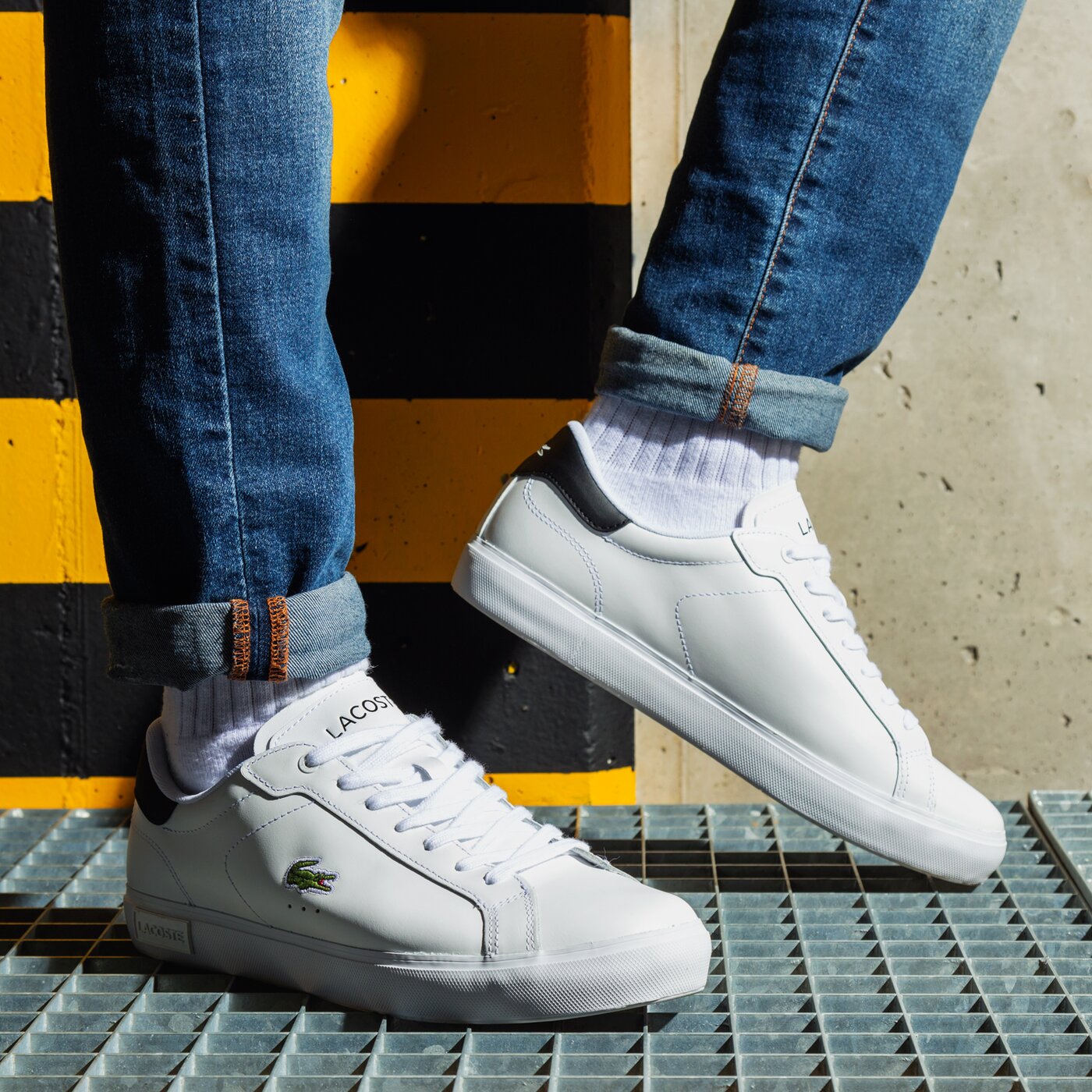 Мъжки маратонки LACOSTE POWERCOURT 0121 1 SMA 742sma0018147 цвят бял