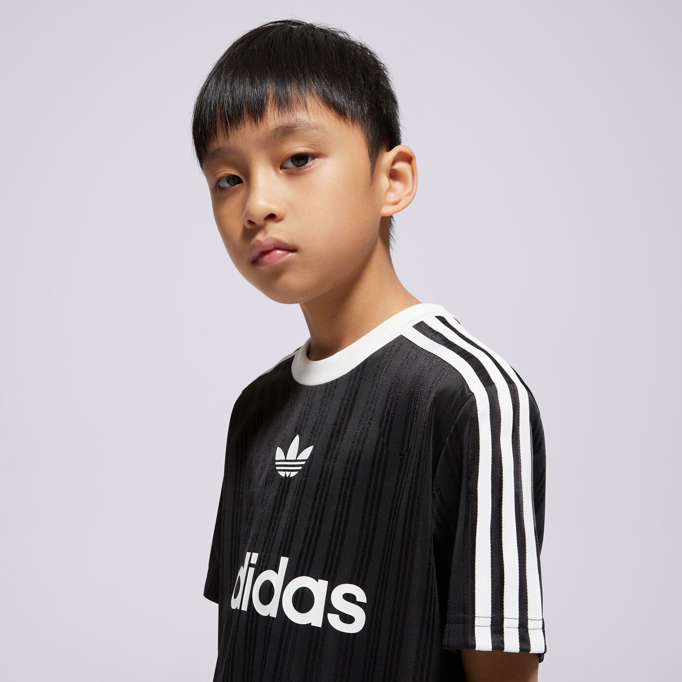 Детска тениска ADIDAS ТЕНИСКА TEE BOYS jc7309 цвят черен