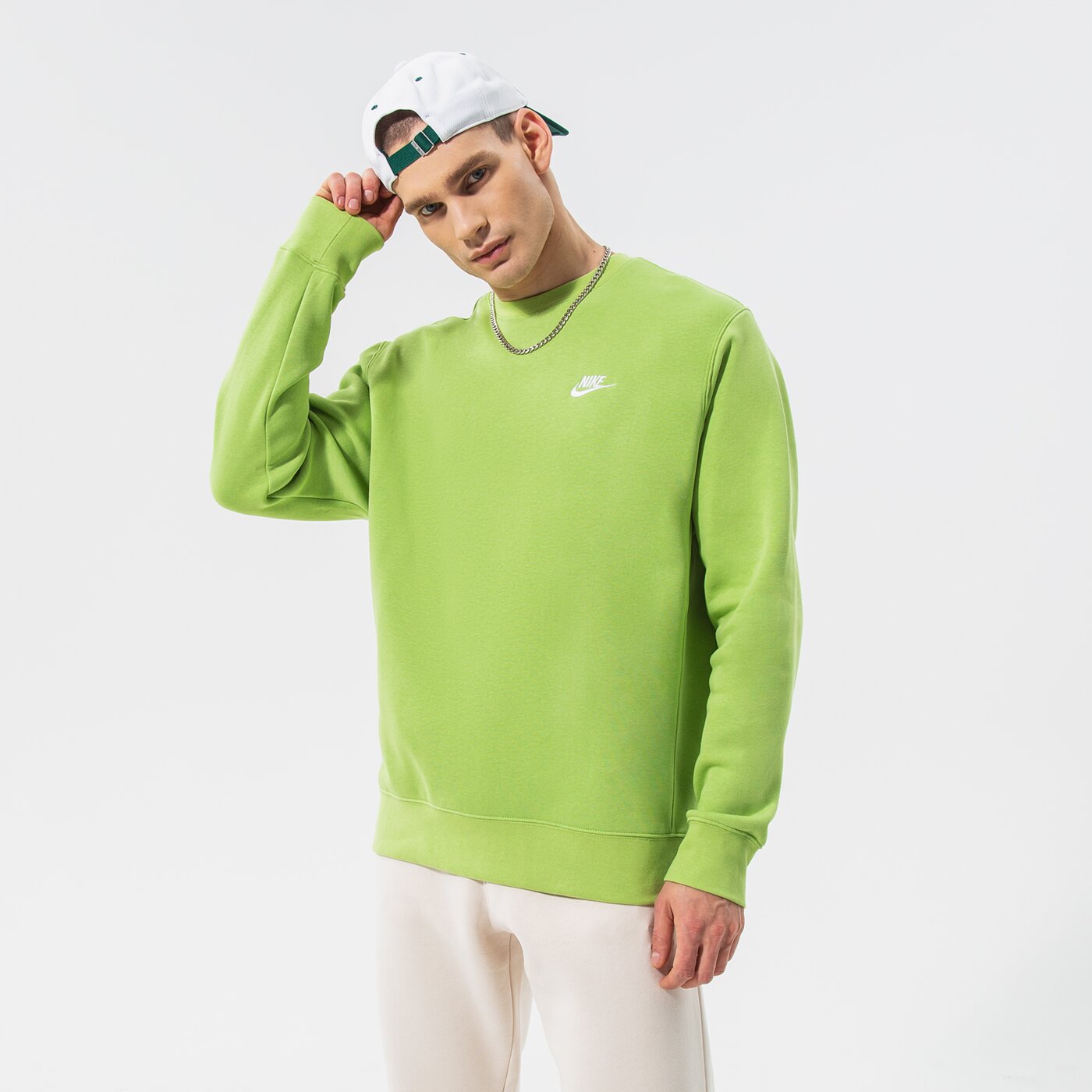 Мъжки суичър NIKE СУИТЧЪР NIKE SPORTSWEAR CLUB FLEECE bv2662-332 цвят зелен