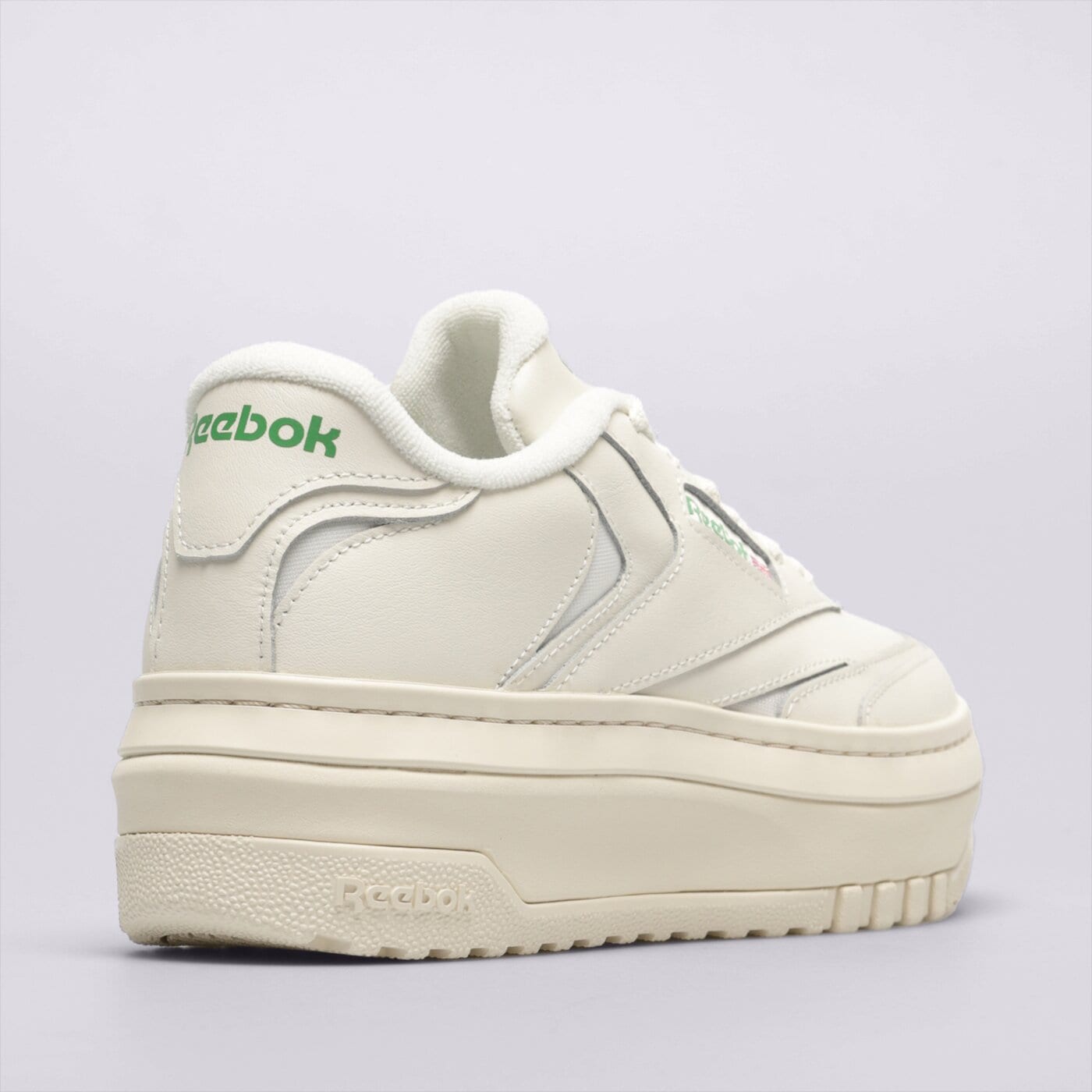 Дамски маратонки REEBOK CLUB C EXTRA 100010060 цвят кремав