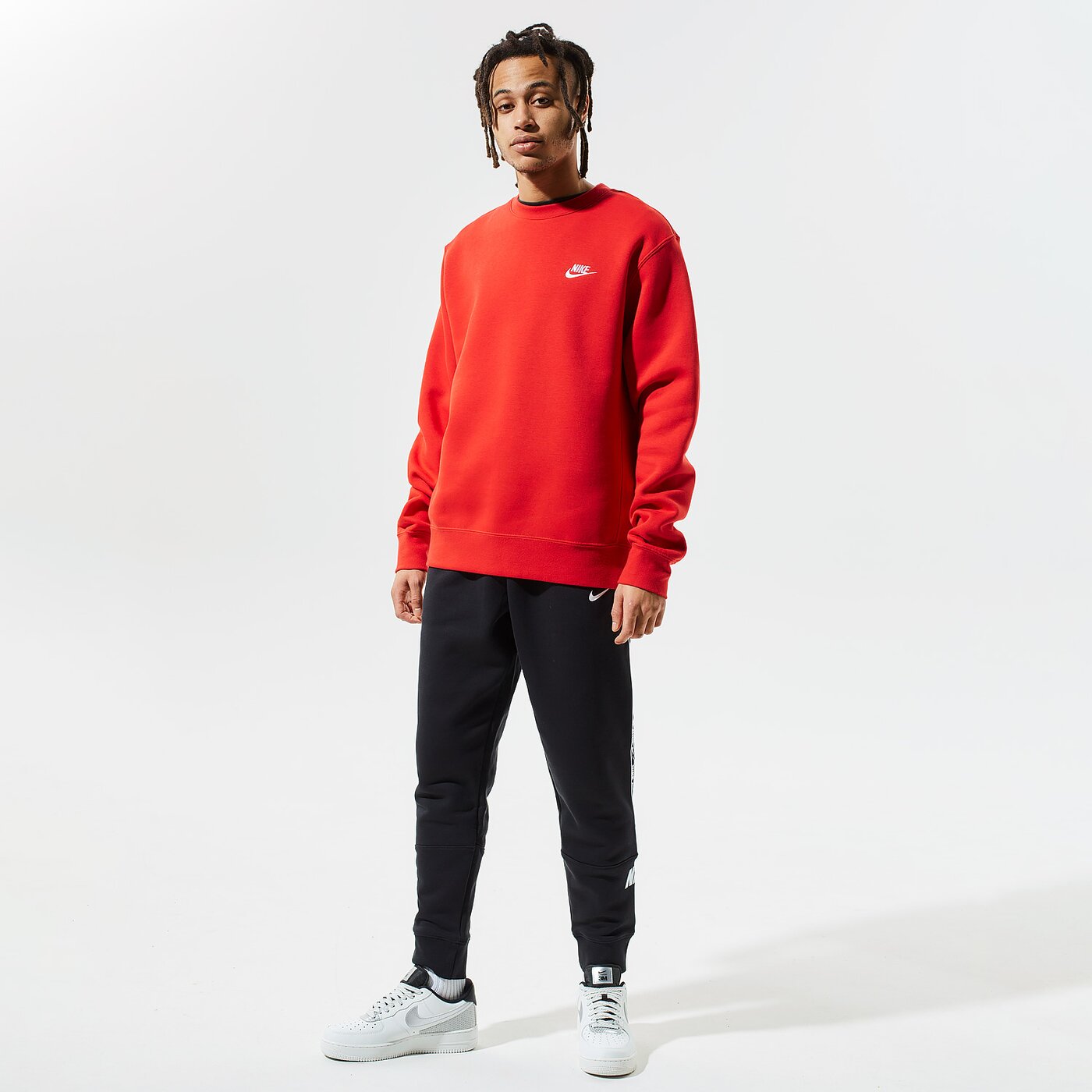 Мъжки суичър NIKE СУИТЧЪР SPORTSWEAR CLUB bv2662-657 цвят червен