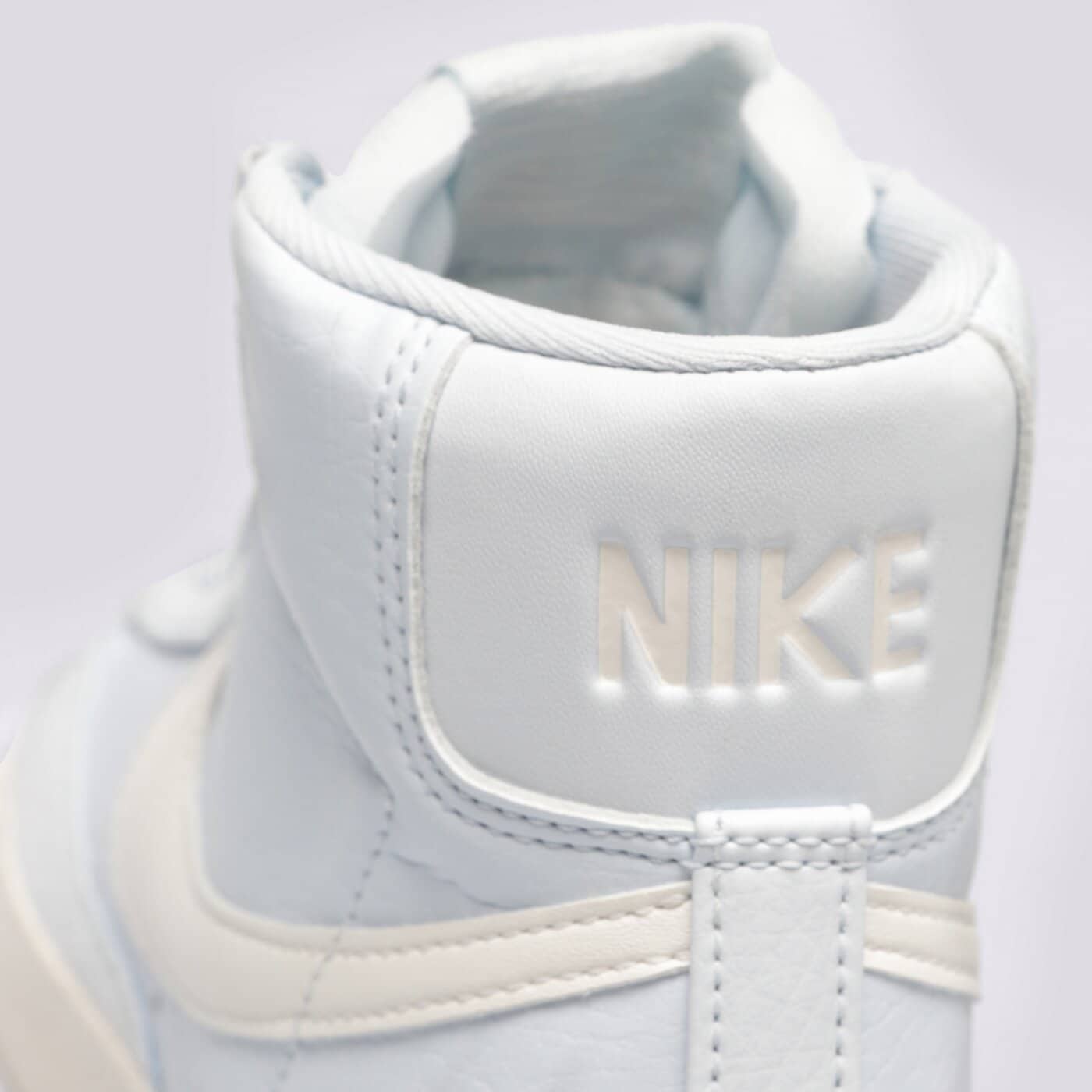 Дамски маратонки NIKE W BLAZER MID '77 NEXT NATURE dq4124-400 цвят син