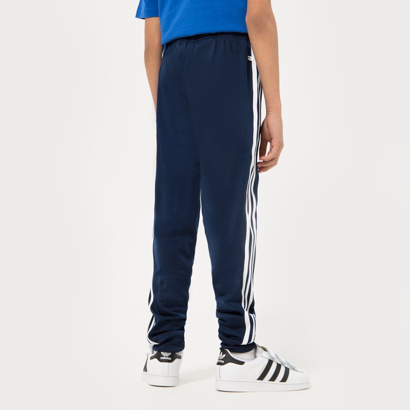 Детски панталони ADIDAS ПАНТАЛОНИ SST TRACK PANTS BOY hk0323 цвят тъмносин