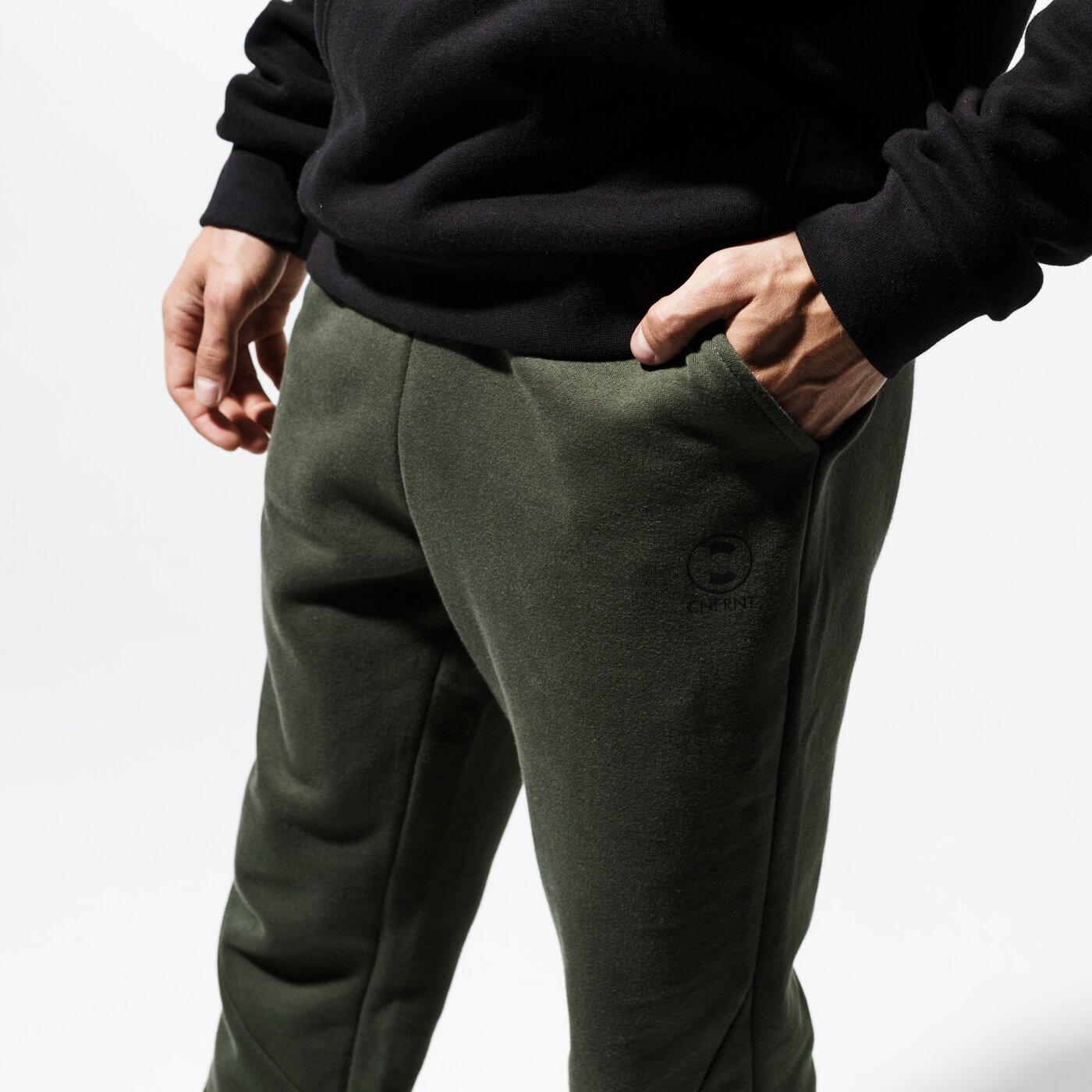 Мъжки панталони CONFRONT ПАНТАЛОНИ ESSENTIAL KHK PANTS cf39spm30002 цвят каки