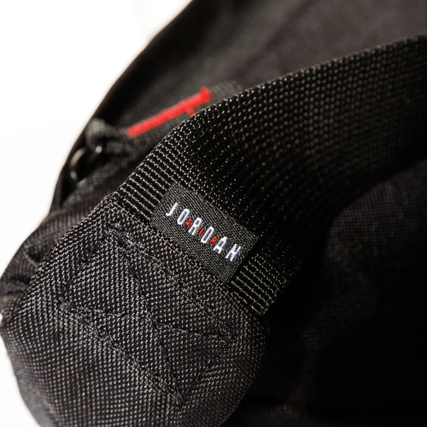 Дамска чанта за кръст JORDAN ЧАНТА ЗА КРЪСТ JORDAN AIR CROSSBODY BAG 9a0533-023 цвят черен