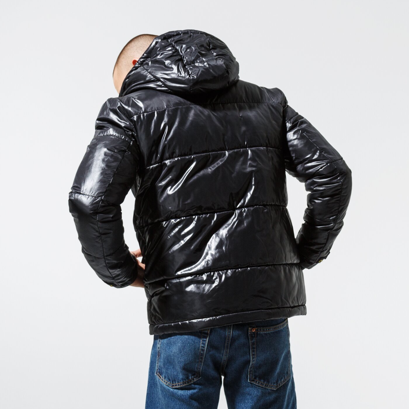 Мъжко зимно яке CONFRONT ЯКЕ ЗИМНО MAKALU BLK JKT cf39kum36002 цвят черен