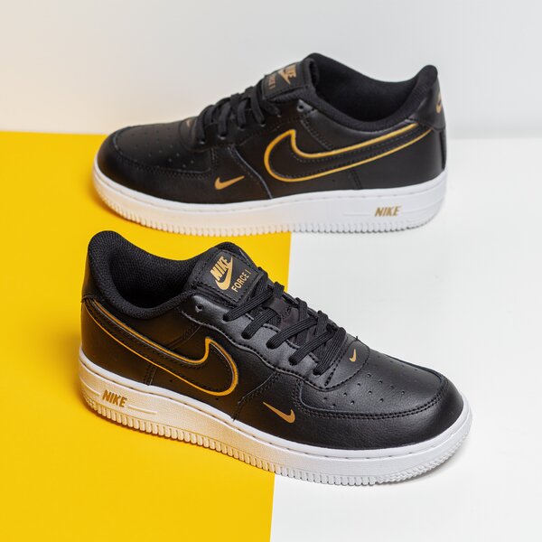 Детски маратонки NIKE AIR FORCE 1 LV8  dm3386-001 цвят черен