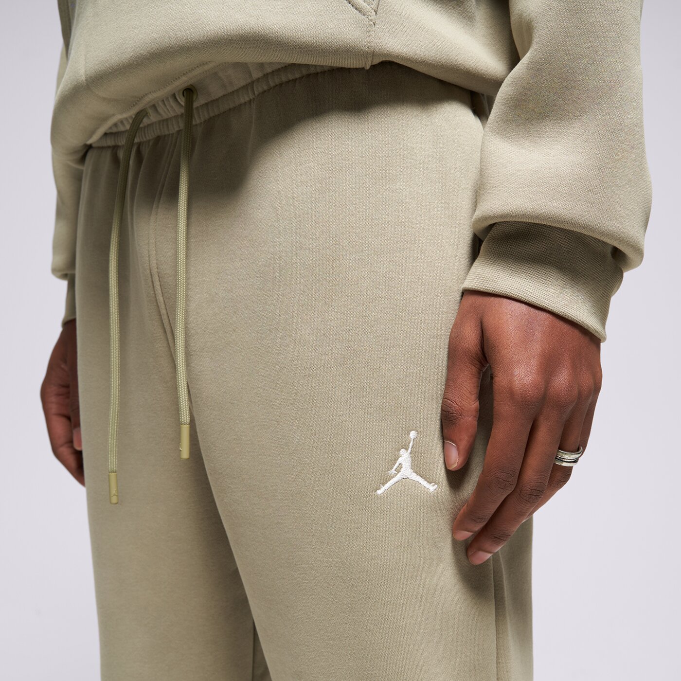Мъжки панталони JORDAN ПАНТАЛОНИ JORDAN BROOKLYN FLEECE fv7277-205 цвят бежов