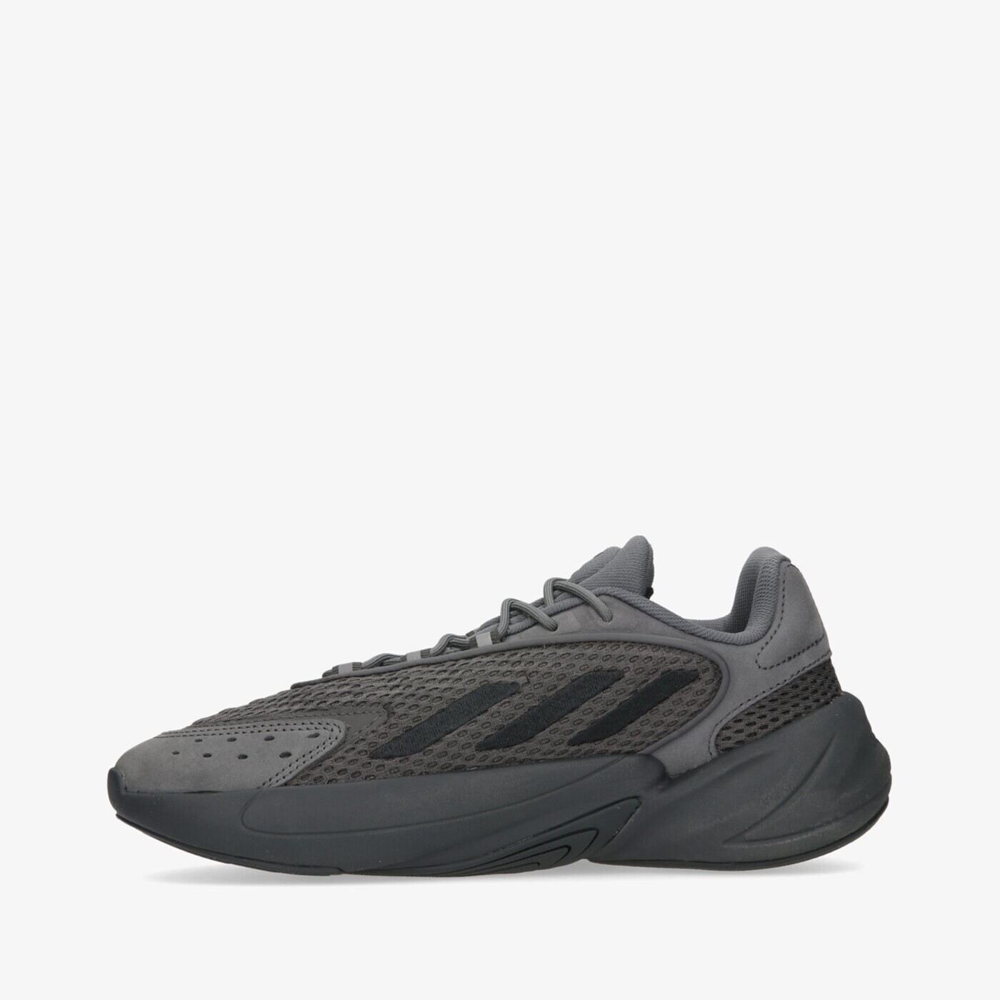 Дамски маратонки ADIDAS OZELIA gx3254 цвят черен