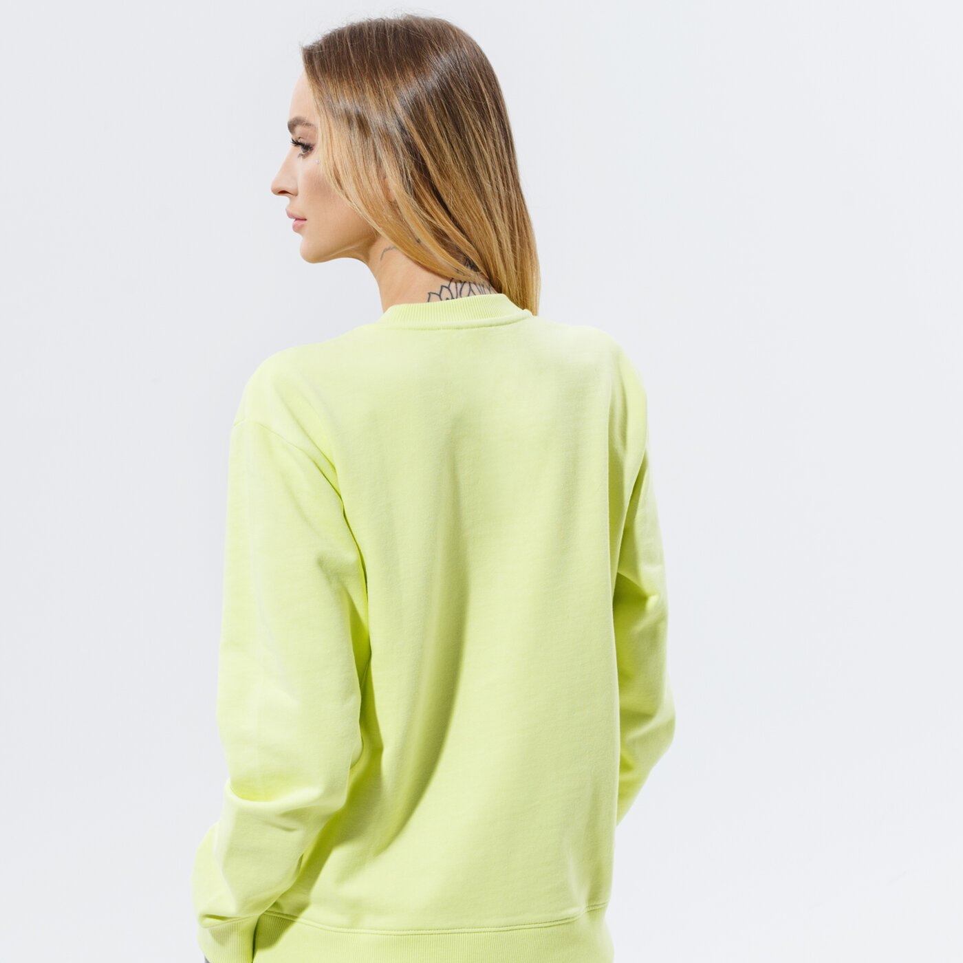 Дамски суичър VANS СУИТЧЪР WM FLYING V BF FT CREW SUNNY LIME vn0a5aq1tcy1 цвят зелен