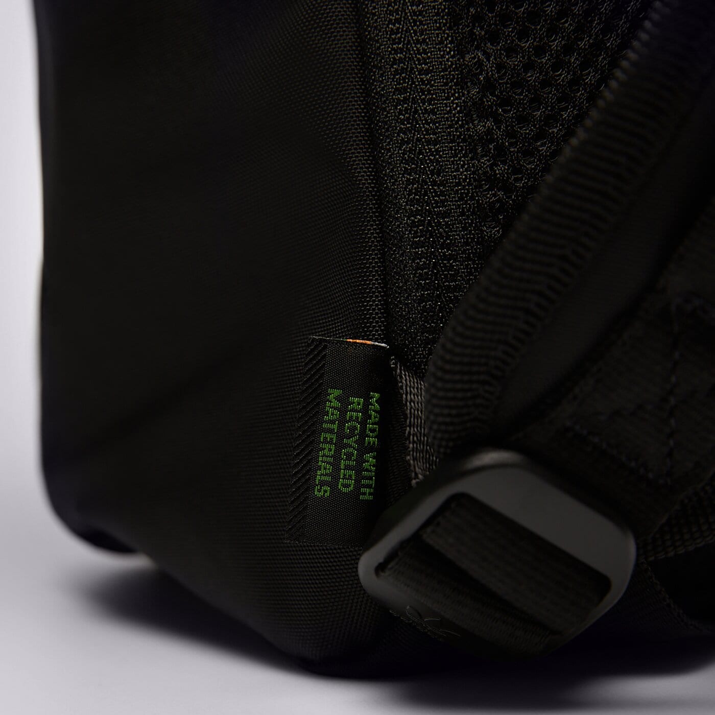 Детска раница ADIDAS РАНИЦА ROLLТОП BP ij0766 цвят черен