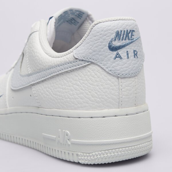 Дамски маратонки NIKE WMNS AIR FORCE 1 '07 hv2511-100 цвят бял