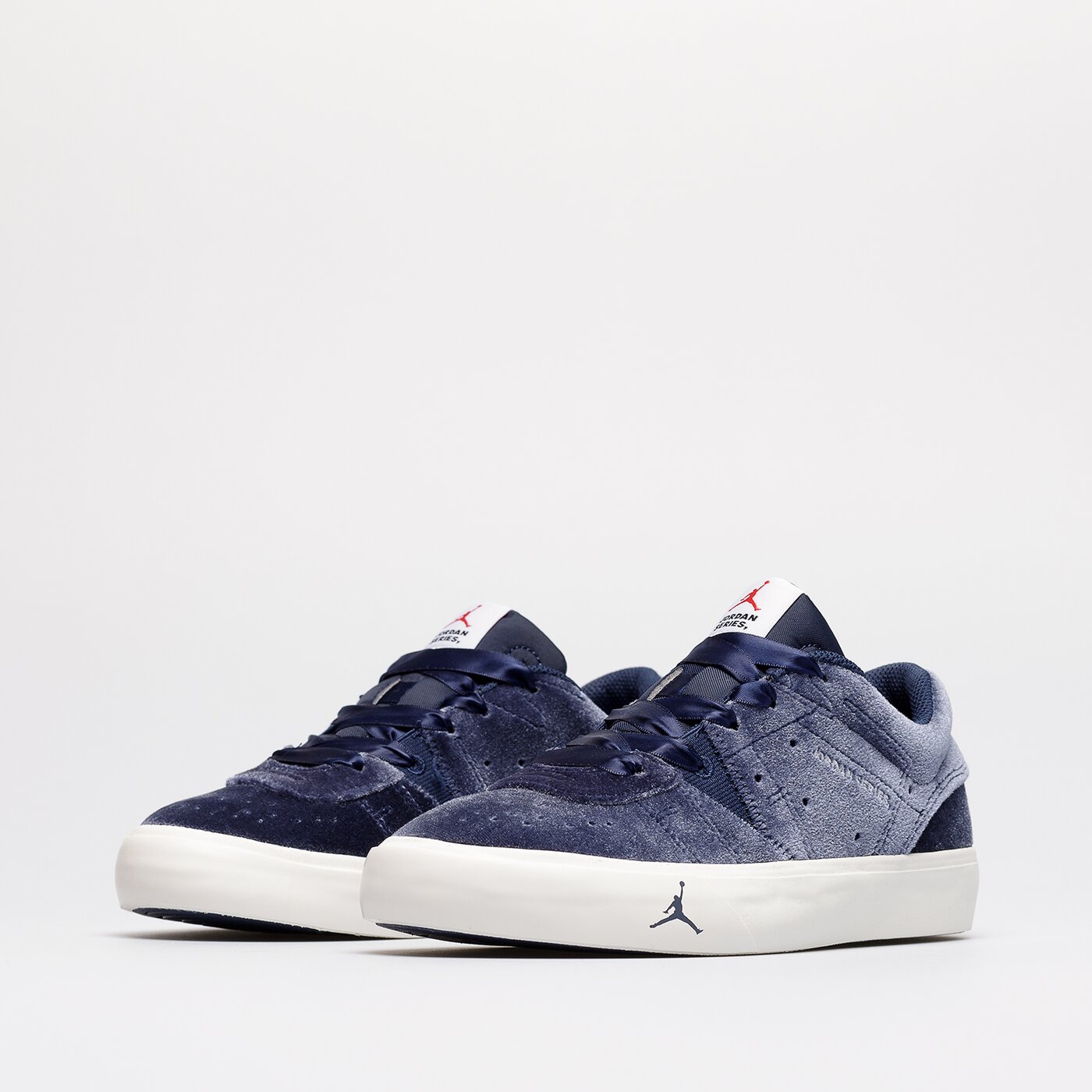 Дамски маратонки WMNS JORDAN SERIES ES SE  dz7737-460 цвят тъмносин