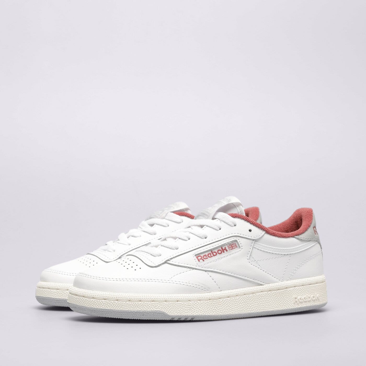 Дамски маратонки REEBOK CLUB C 85 100033087 цвят бял