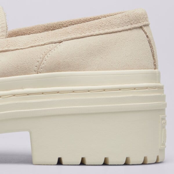 Дамски кежуал CONVERSE CHUCK TAYLOR ALL STAR LUGGED HEEL LOAFER a15553c цвят кремав