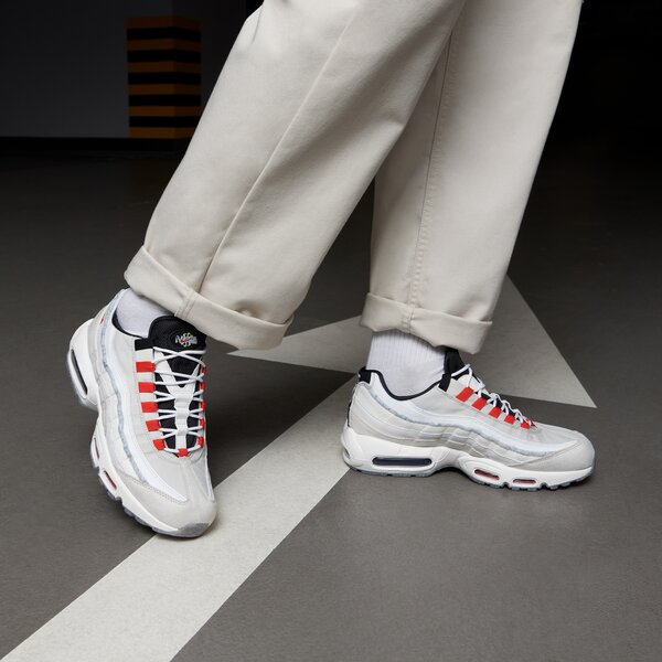 Мъжки маратонки NIKE AIR MAX 95 SE dq0268-002 цвят бежов