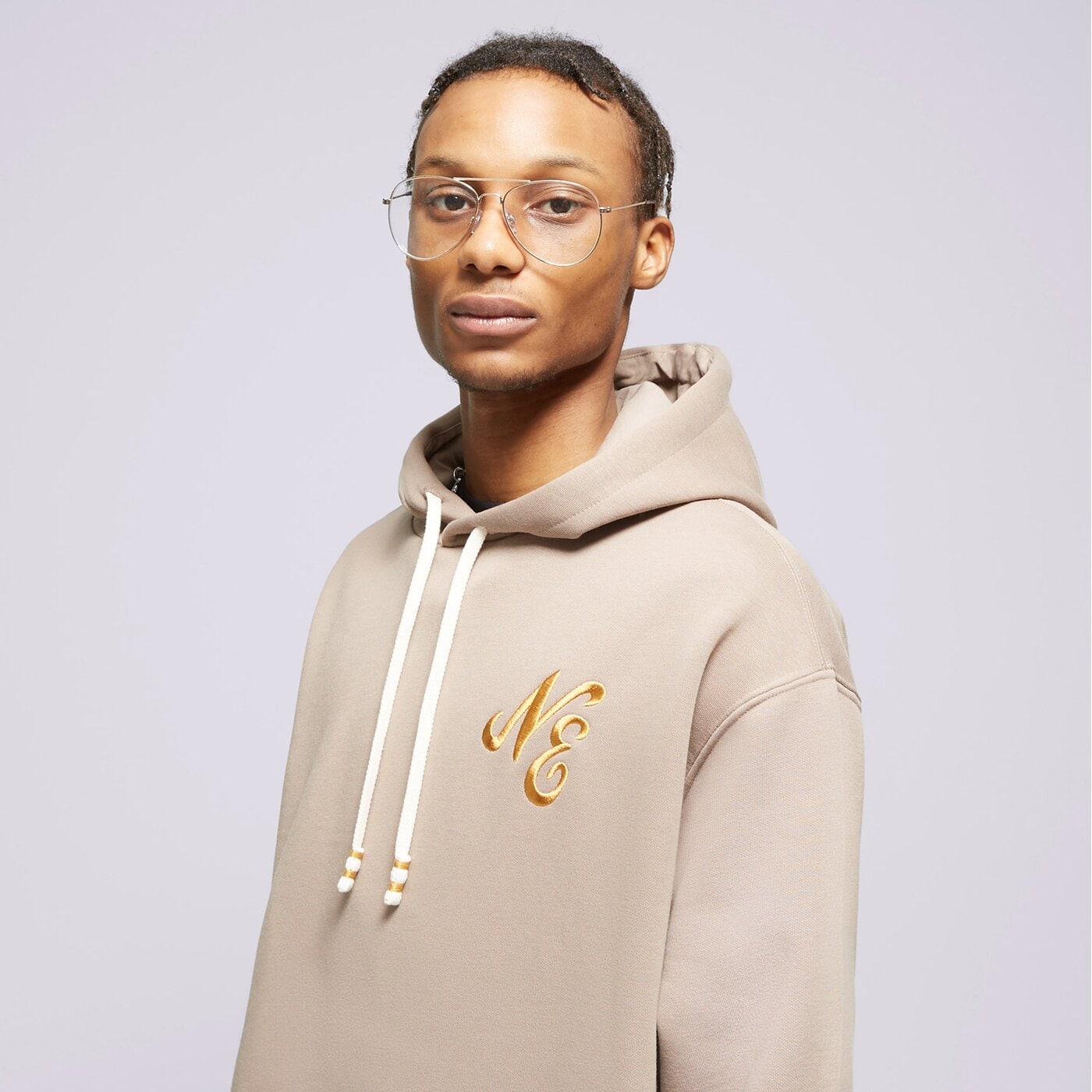 Мъжки суичър NEW ERA СУИТЧЪР С КАЧУЛКА NE SCRIPT NONE 60435400 цвят кафяв