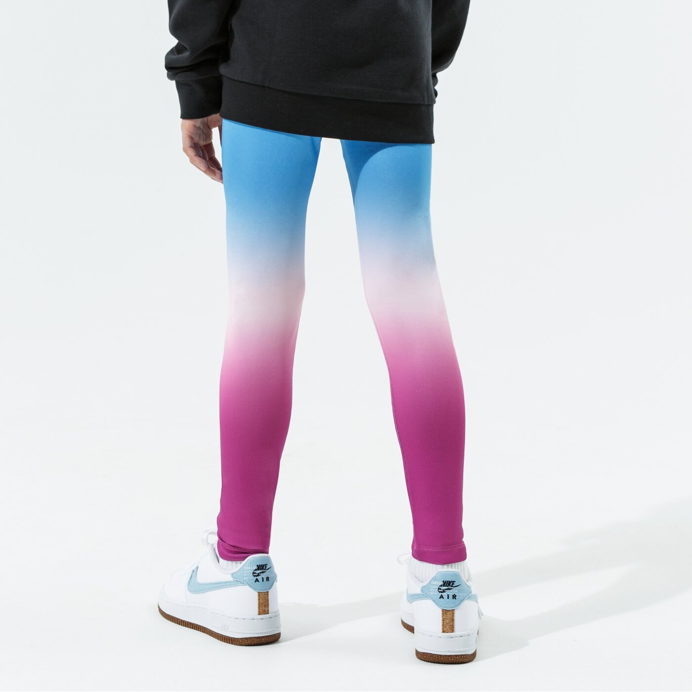 Детски панталони JORDAN КЛИН JORDAN ESSENTIALS LEGGING GIRL 45a857-p1g цвят многоцветен