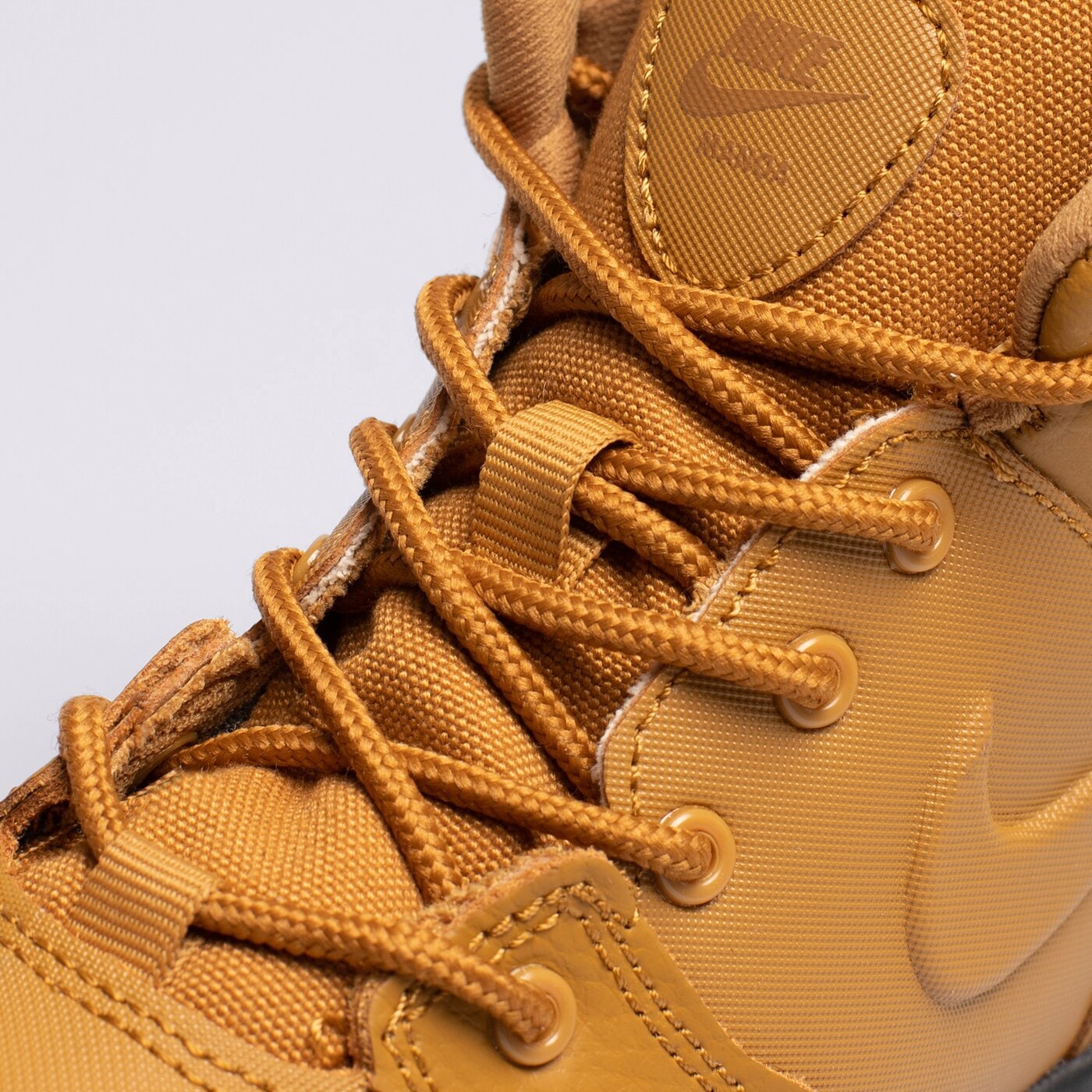 Детски зимни обувки NIKE MANOA bq5373-700 цвят кафяв