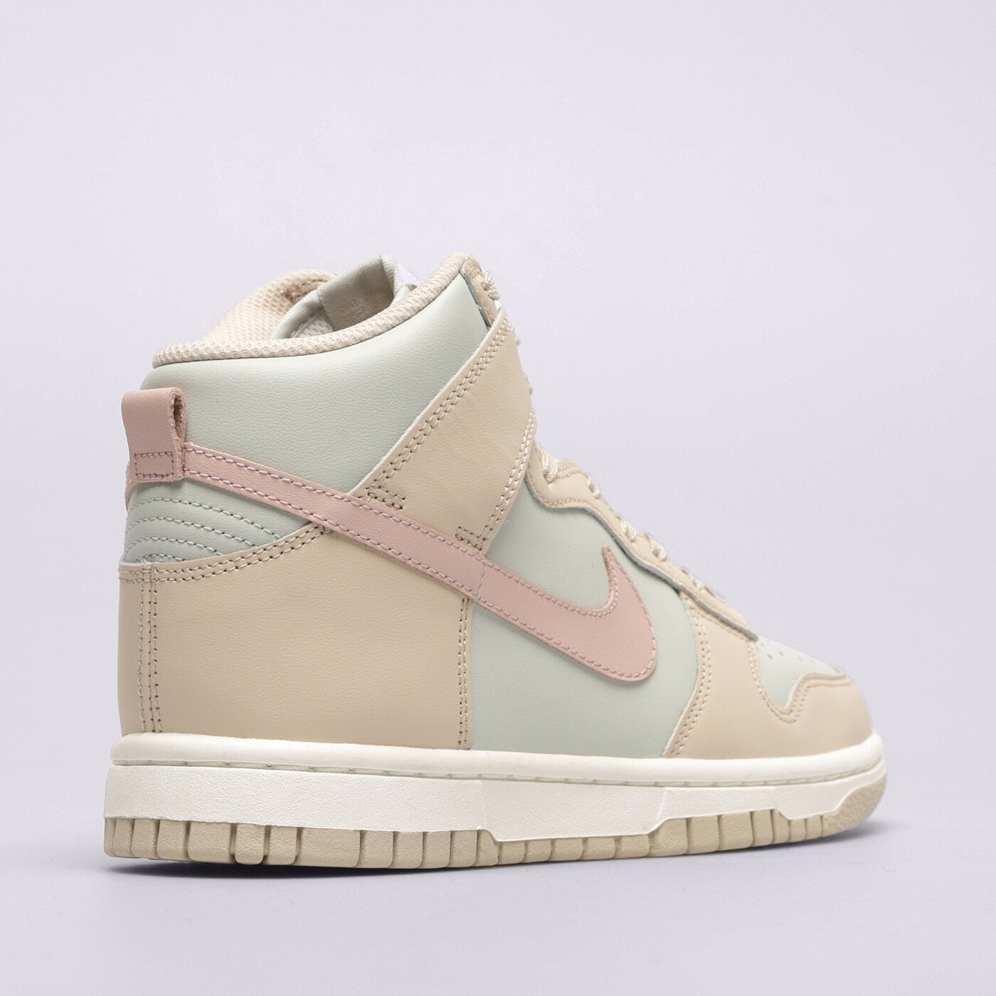 Дамски маратонки NIKE DUNK HIGH  dd1869-113 цвят розов