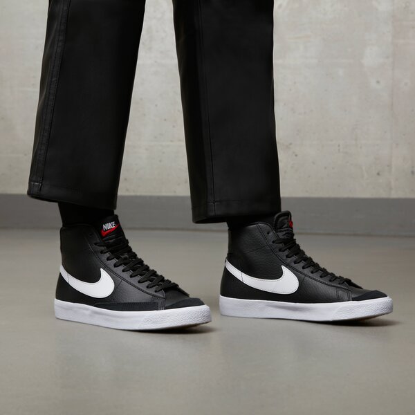 Детски маратонки NIKE BLAZER MID '77 BG da4086-002 цвят черен