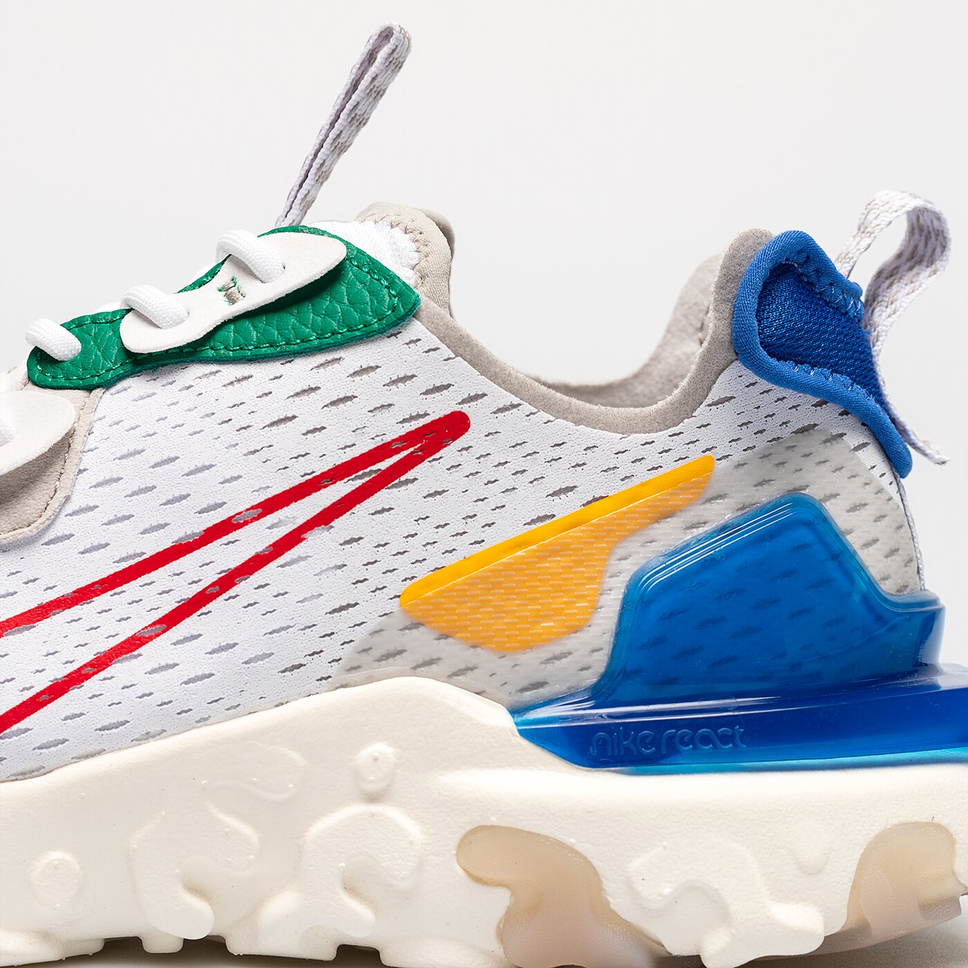 Мъжки маратонки NIKE REACT VISION SOS dv3500100 цвят бял