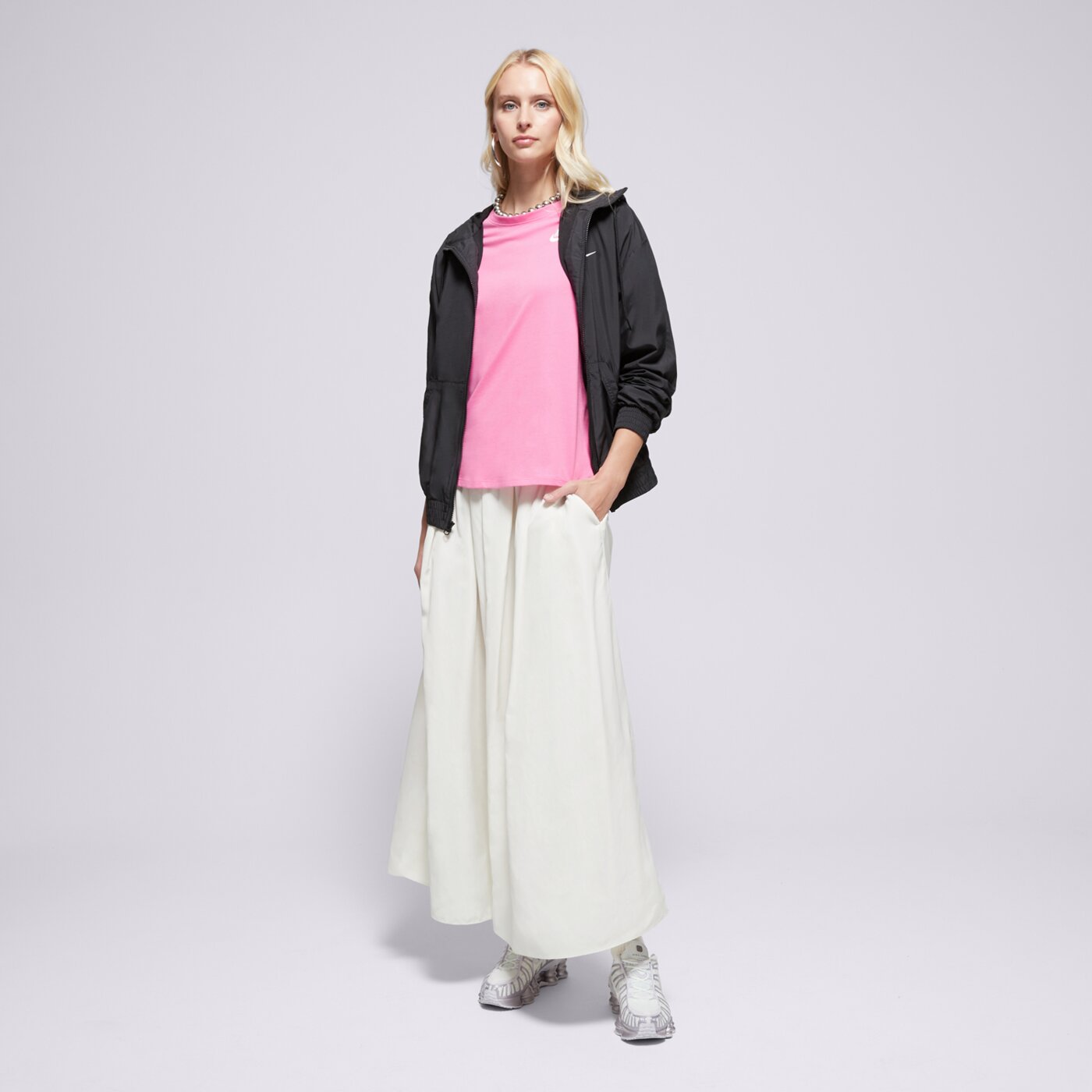 Дамска тениска NIKE ТЕНИСКА W NSW CLUB SS TEE dx7902-675 цвят розов