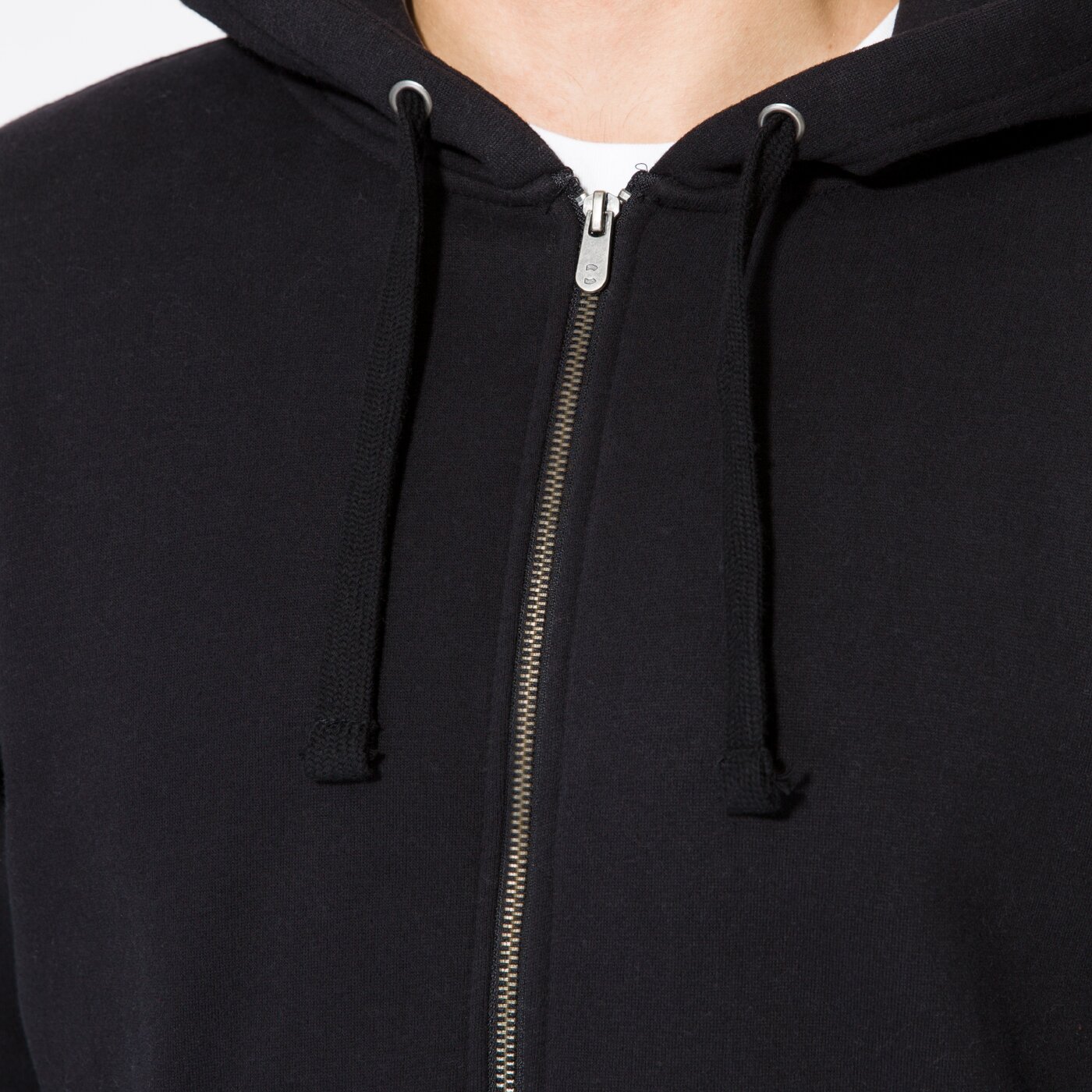 Мъжки суичър CONFRONT СУИТЧЪР ISAAC cf37blm23002 цвят черен