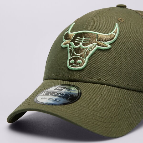 Мъжка шапка с козирка NEW ERA ШАПКА NBA 940 TRUCKER BULLS CHICAGO BULLS 60503605 цвят каки