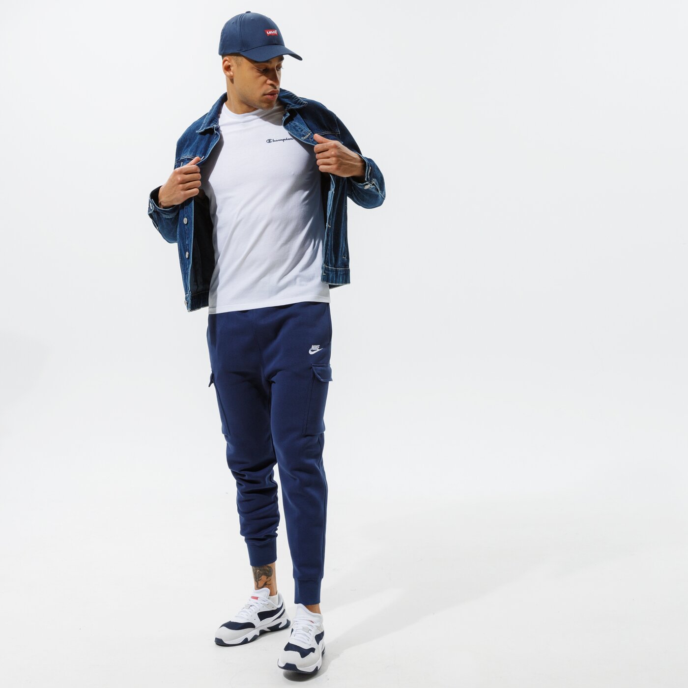 Мъжка тениска CHAMPION ТЕНИСКА CREWNECK ТЕНИСКА 214153ww001 цвят бял