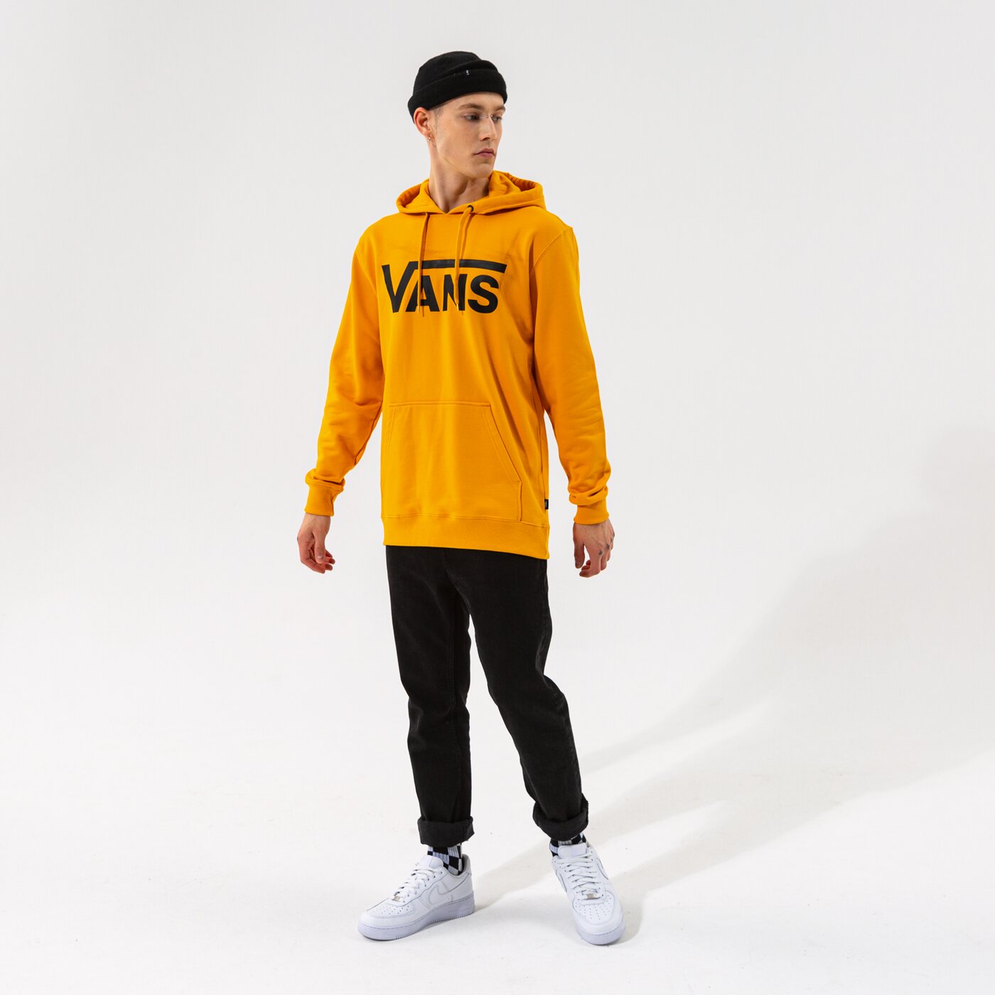 Мъжки суичър VANS СУИТЧЪР С КАЧУЛКА VANS CLASSIC PO HOODIE II vn0a456blsv1 цвят жълт