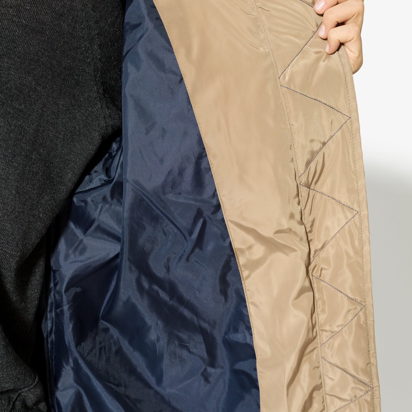 Дамско зимно яке CONFRONT ЯКЕ VANILLA cf37kud04001 цвят бежов