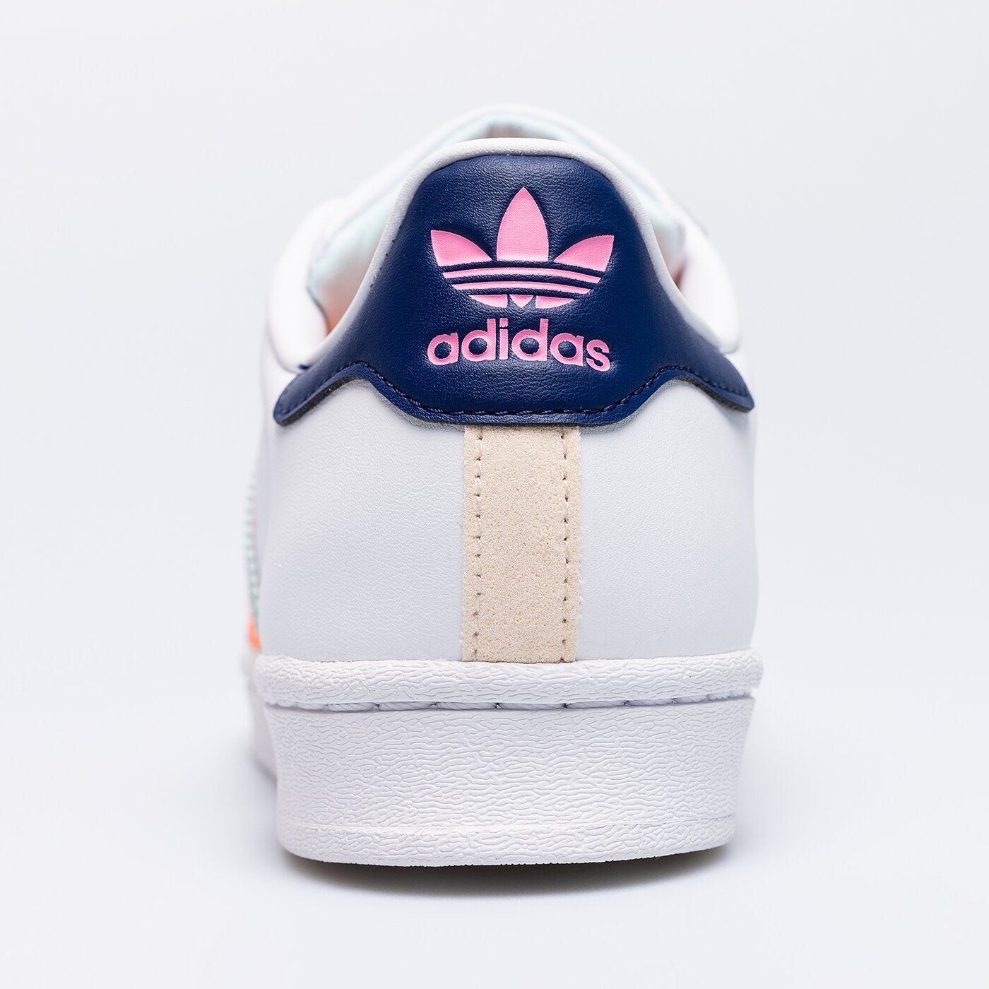 Дамски маратонки ADIDAS SUPERSTAR W  gw9783 цвят бял