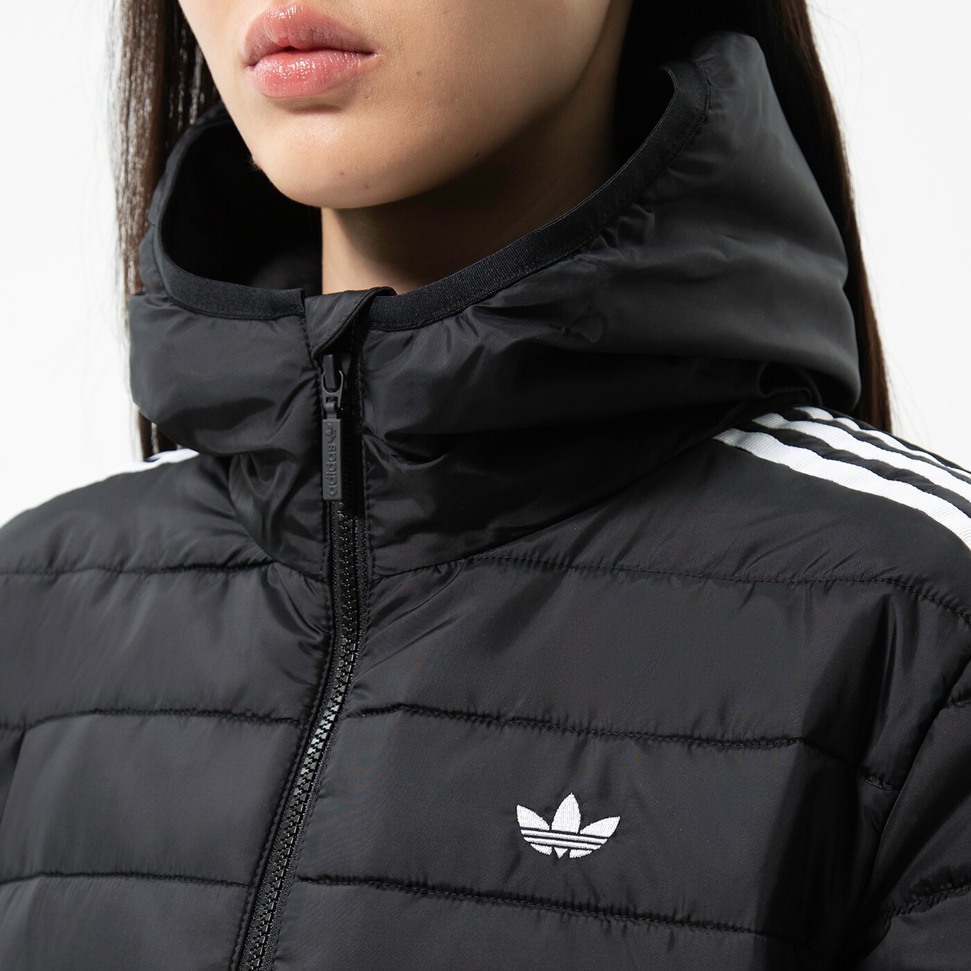 Дамско зимно яке ADIDAS ЯКЕ SLIM JACKET hm2612 цвят черен