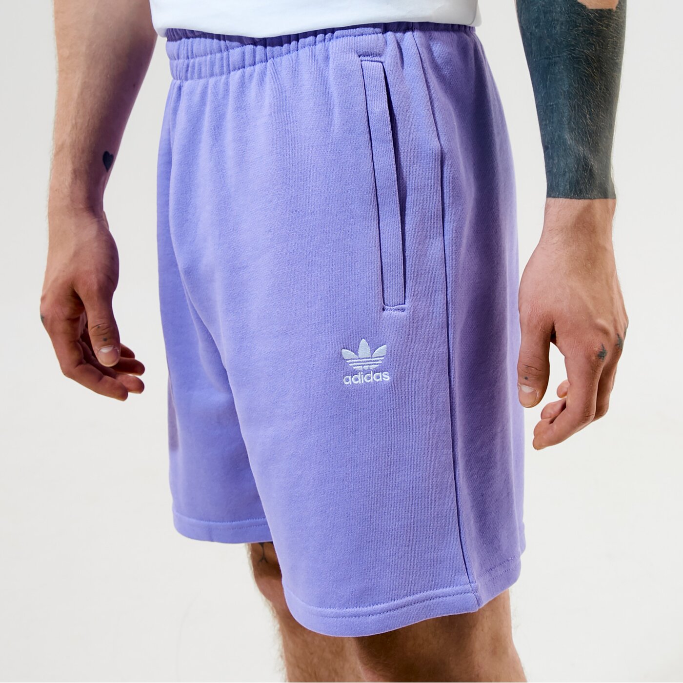 Мъжки къси панталони ADIDAS ШОРТИ ESSENTIAL SHORT h39973 цвят виолетов