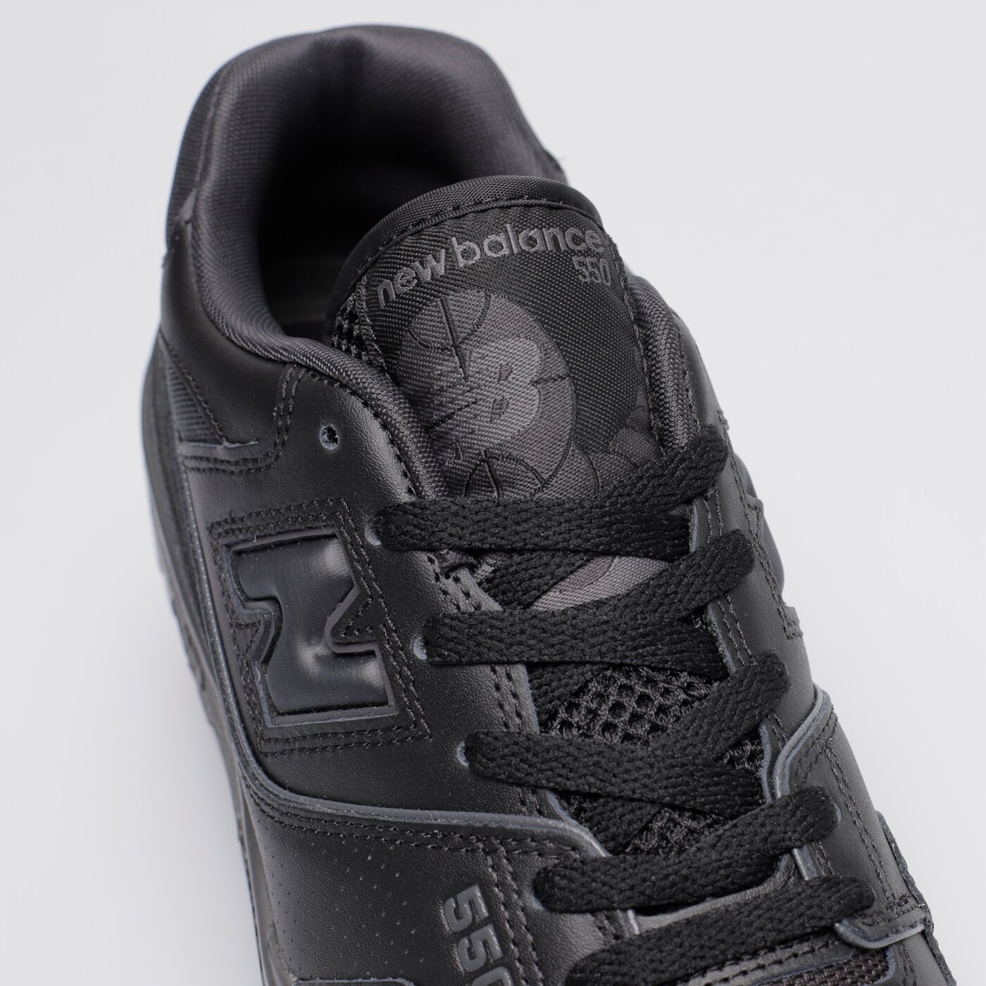 Мъжки маратонки NEW BALANCE 550  bb550bbb цвят черен