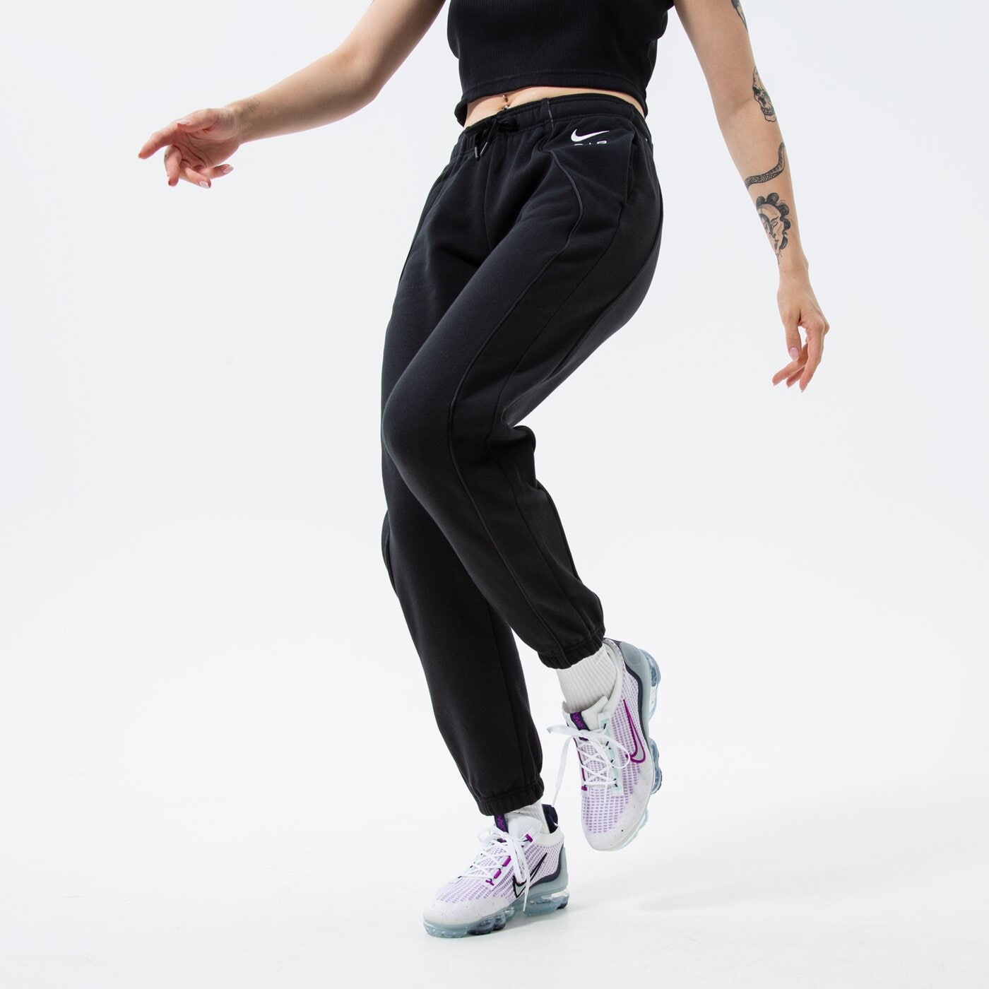 Дамски панталони NIKE ПАНТАЛОНИ W NSW AIR FLC MR JOGGER dq6563010 цвят черен